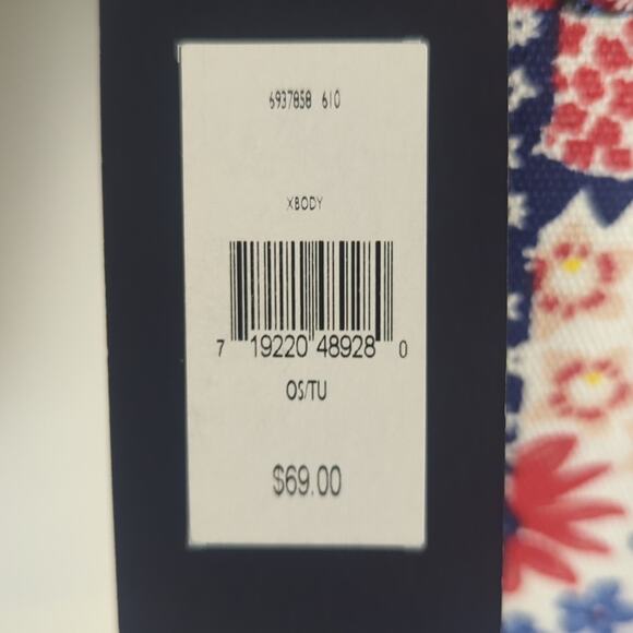 NWT Tommy Hiflinger Cottage Floral Crossbody Athleisure Bag With Charm - Picture 4 of 13